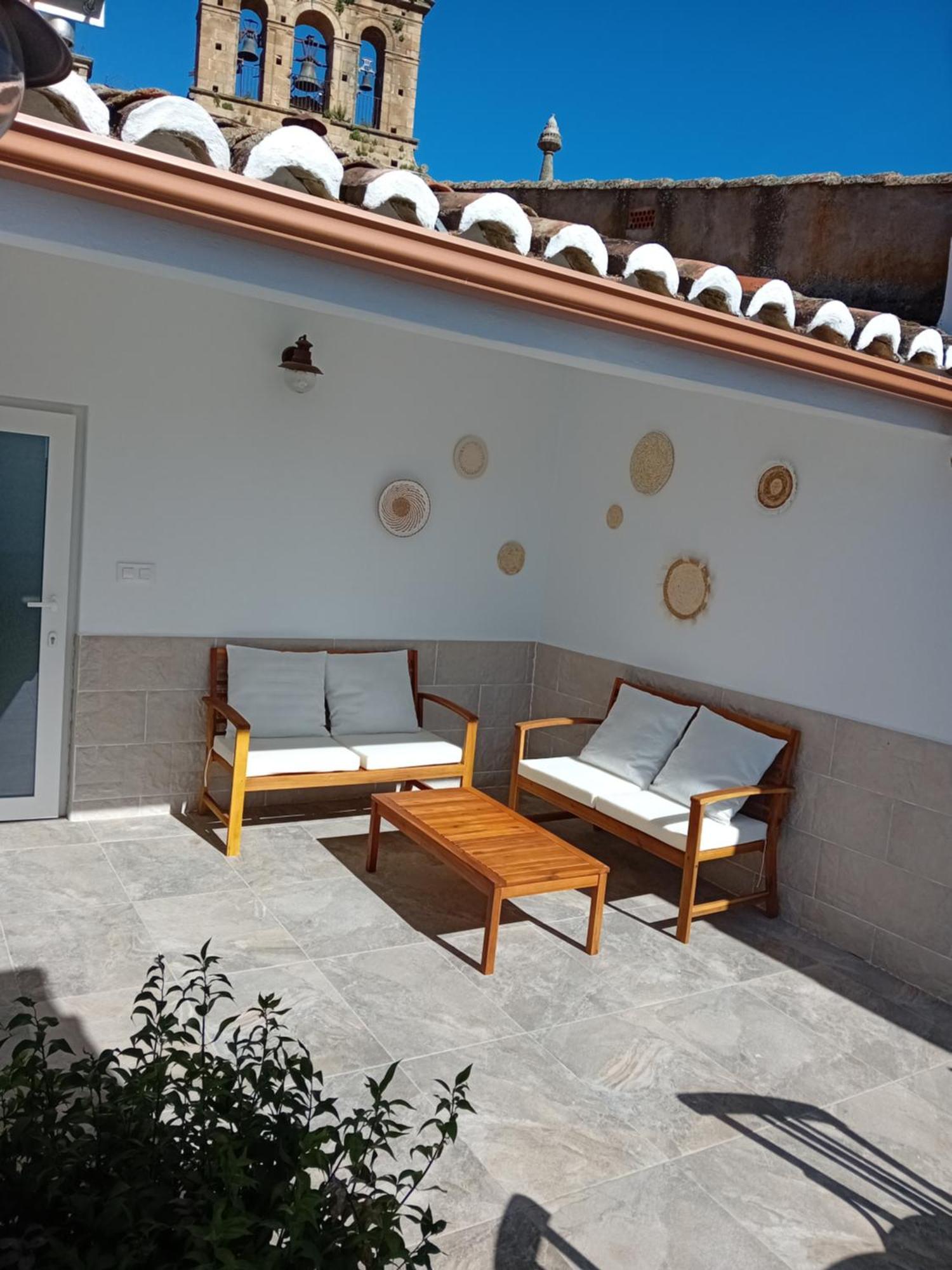 Apartamento Plaza San Francisco Trujillo Exterior foto